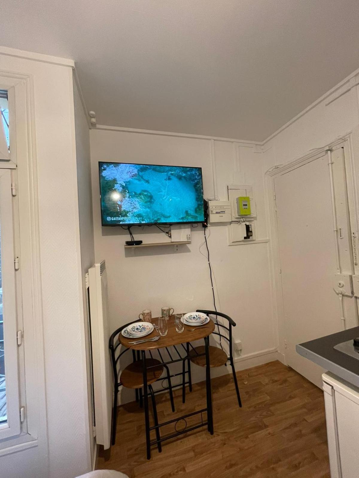 Dame De Fer Apartment Париж Екстериор снимка
